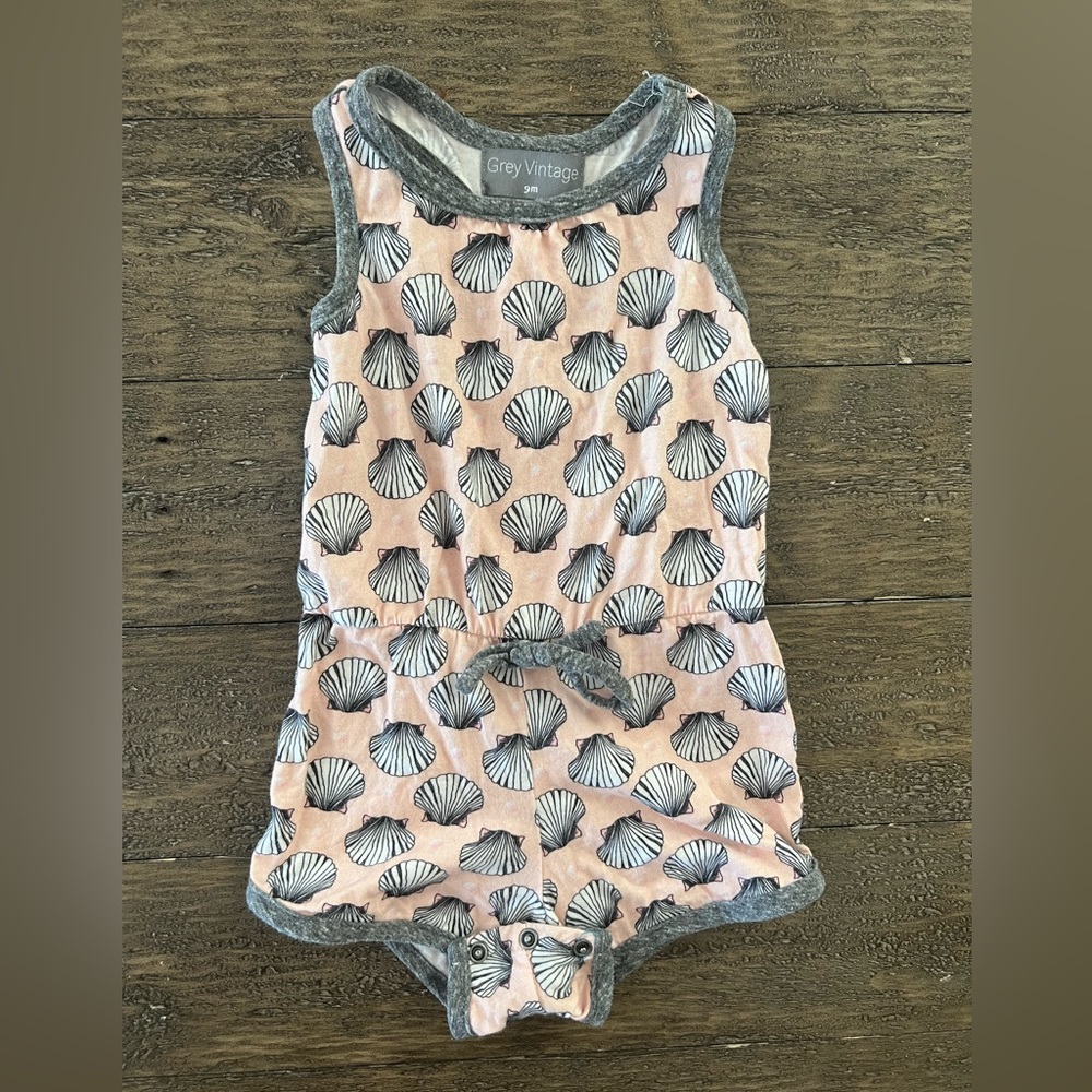 Grey Vintage romper